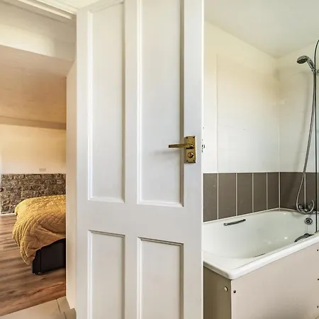 Arthur Bear - Uk37992 Greenhow Hill